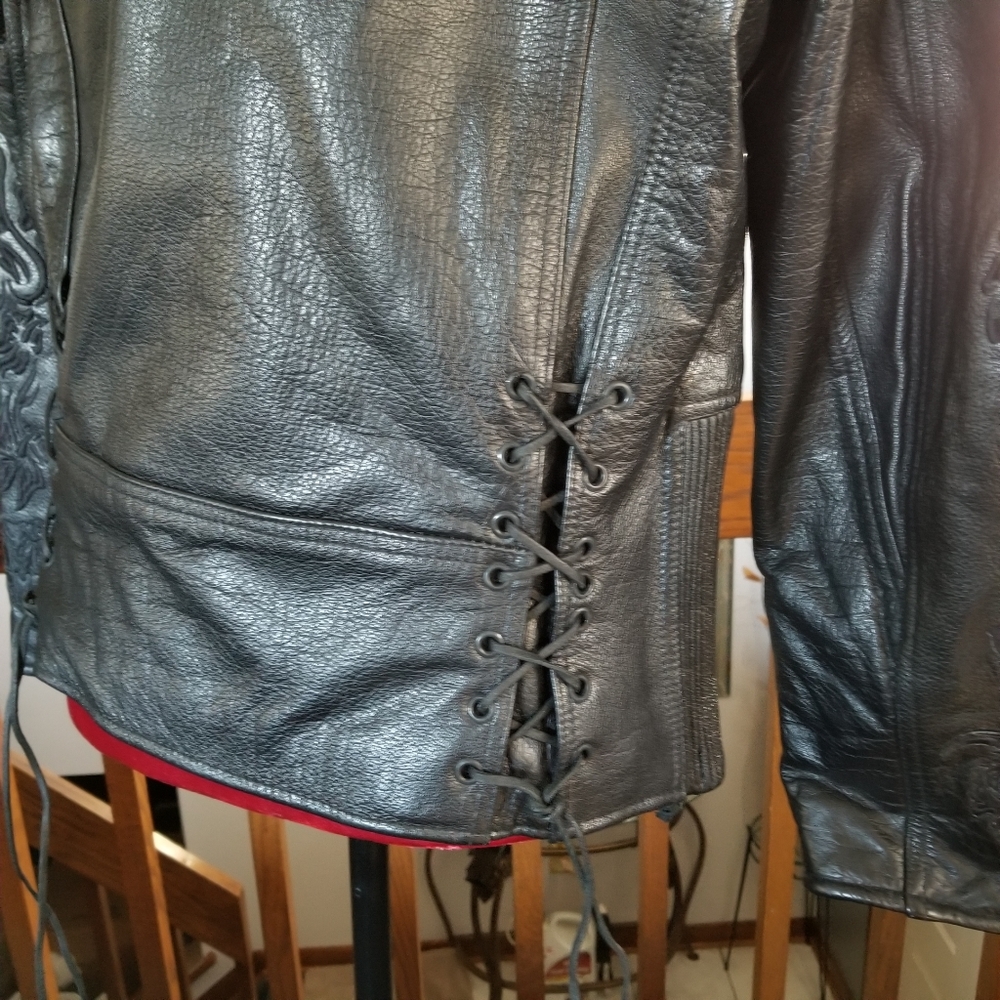 NWT Leather Jacket Has it all! 🏍🦋 - Picture 7 of 12